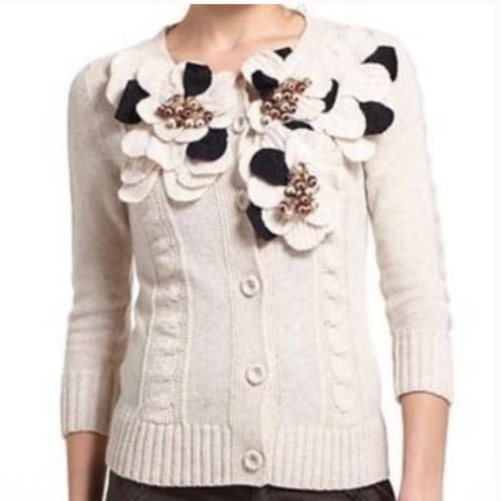 EUC! No flaws . Glamorous w metallic hints Beautiful Petals Embellished Cardigan